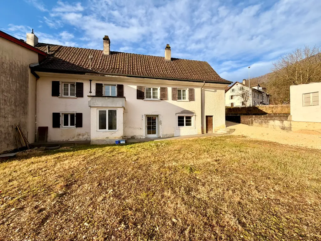 Maison mitoyenne &#8211; 2 appartements