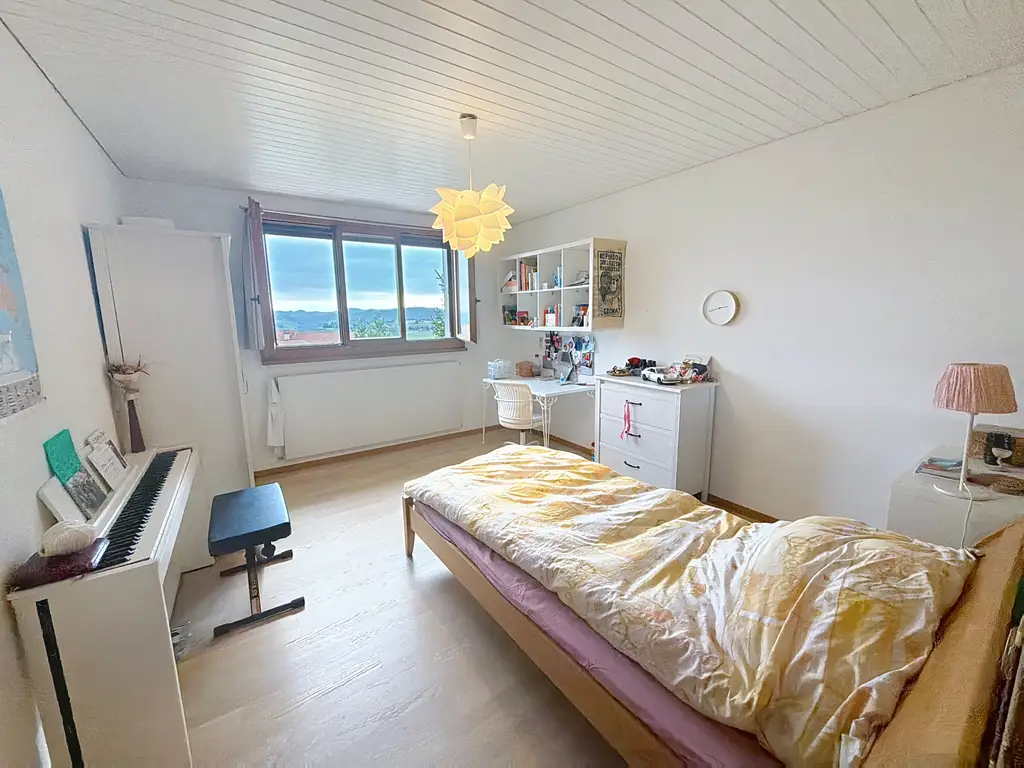 Maison d’exception – Autonome, rentable et rénovée avec raffinement à Ursy