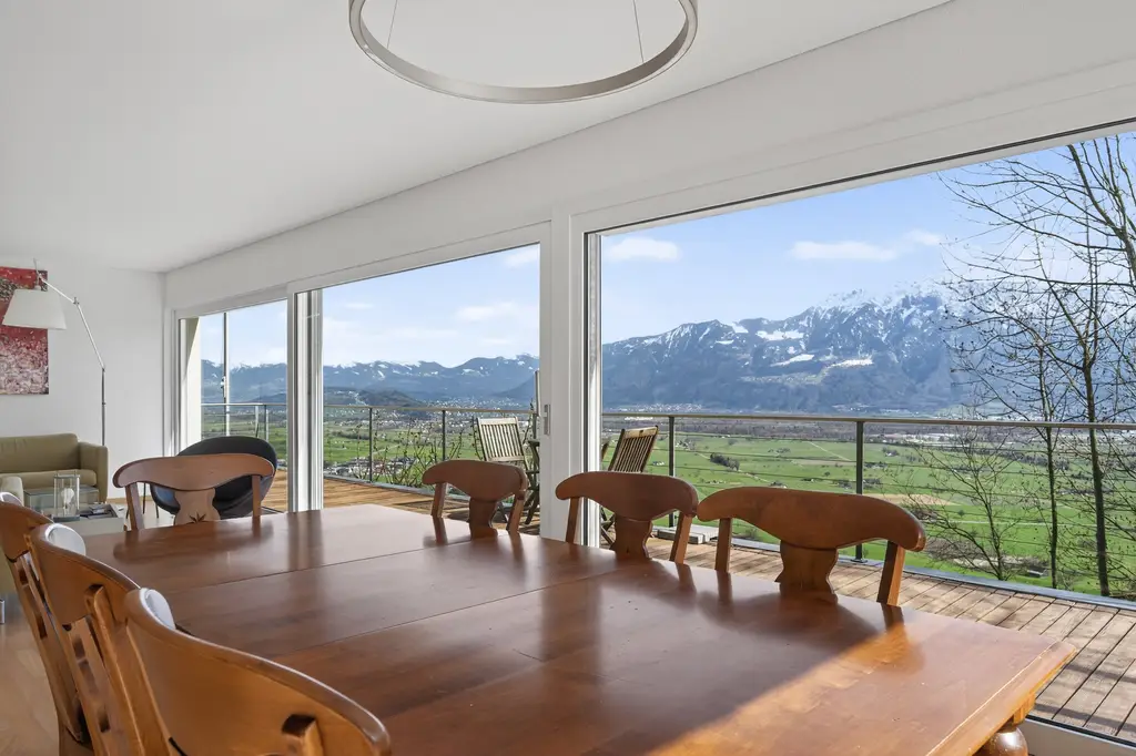 Unscheinbares elegantes Einfamilienhaus mit Panoramablick in Gams