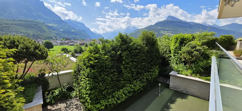 Exklusive Luxuswohnung mit See- und Bergsicht