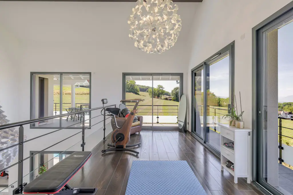 A VENDRE VILLA CONTEMPORAINE EXCEPTIONNELLE AVEC VUE PANORAMIQUE SUR GENÈVE