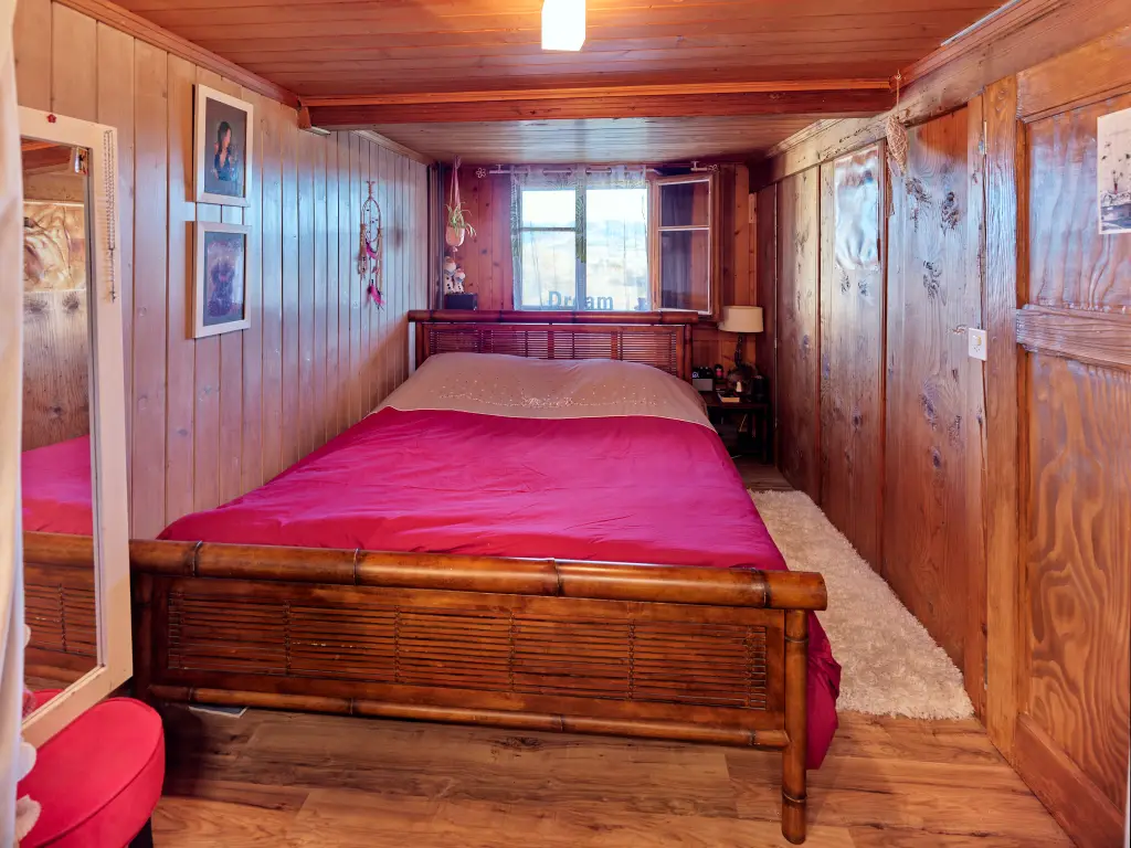 Ferme rénovée avec 3 appartements – rendement ~5% – Villarimboud