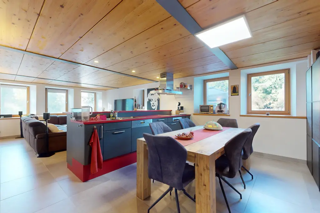 À 10 minutes d’Épalinges – Élégance rurale &amp; art de vivre transformé en 3 maisons