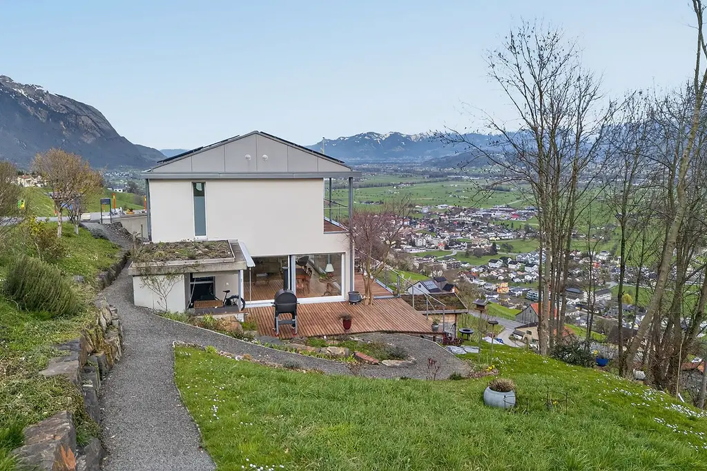 Unscheinbares elegantes Einfamilienhaus mit Panoramablick in Gams