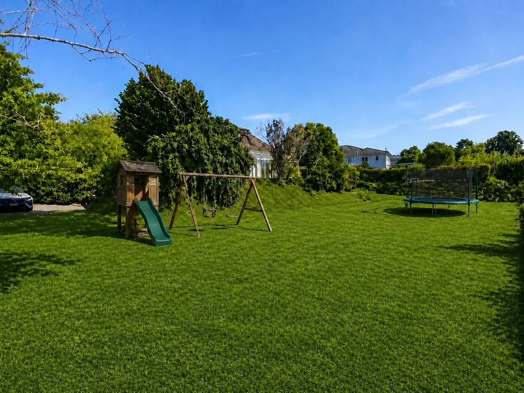 Spacieuse villa familiale sur une parcelle exceptionnelle de 1’435 m²