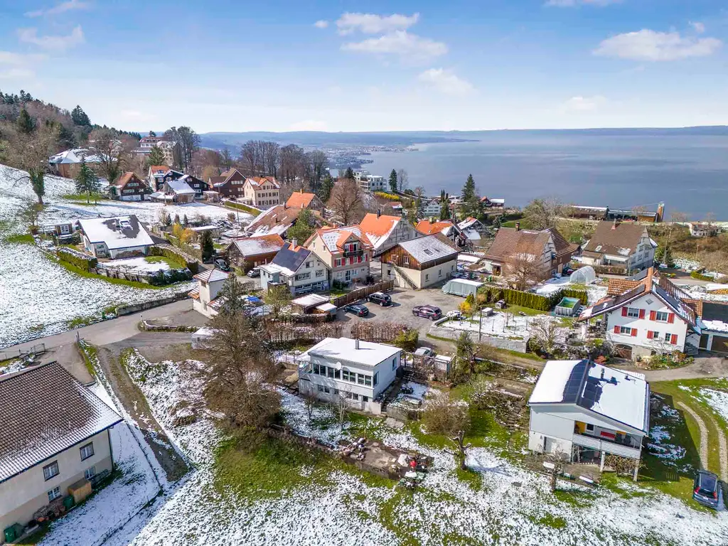 Charmantes Einfamilienhaus an sonniger und ruhiger Lage mit freier Fernsicht