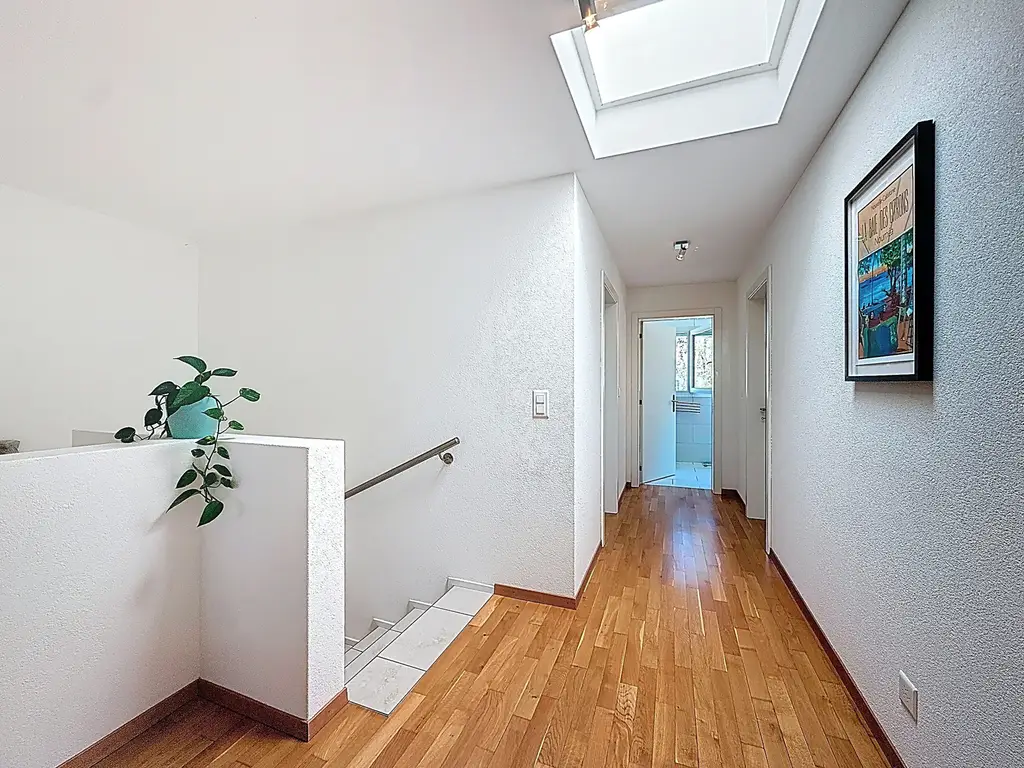 Duplex lumineux de 4,5 pièces, avec balcon plein sud et vue dégagée – belle opportunité à Belfaux