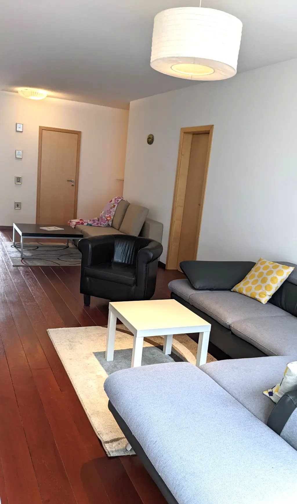 À LOUER SUPERBE APPARTEMENT – 6 PIÈCES – 155 M² GENÈVE – RIVE DROITE – À 100 M DU LAC