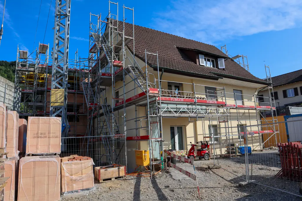 Neubau: 3 moderne 2 1/2 Zimmerwohnungen zu vermieten