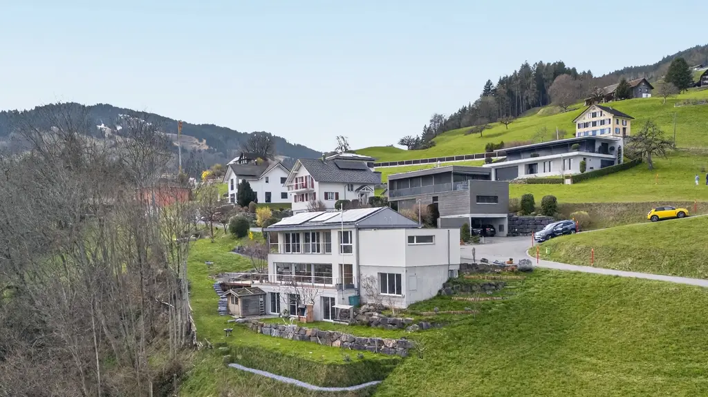 Unscheinbares elegantes Einfamilienhaus mit Panoramablick in Gams