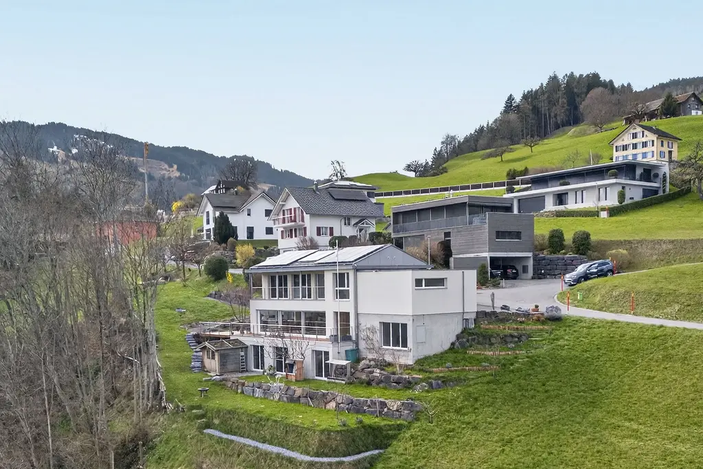 Unscheinbares elegantes Einfamilienhaus mit Panoramablick in Gams