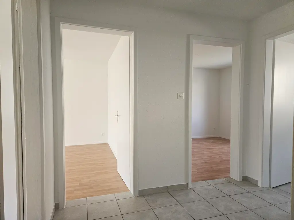 FRISCH RENOVIERT AN GUTER LAGE