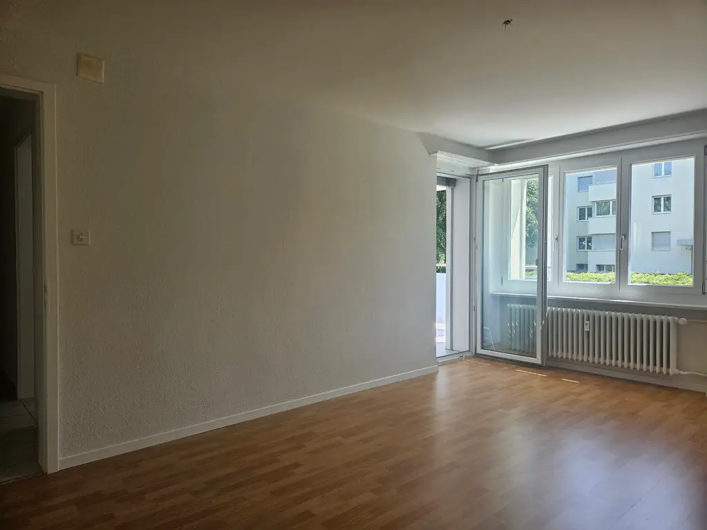 FRISCH RENOVIERT AN GUTER LAGE