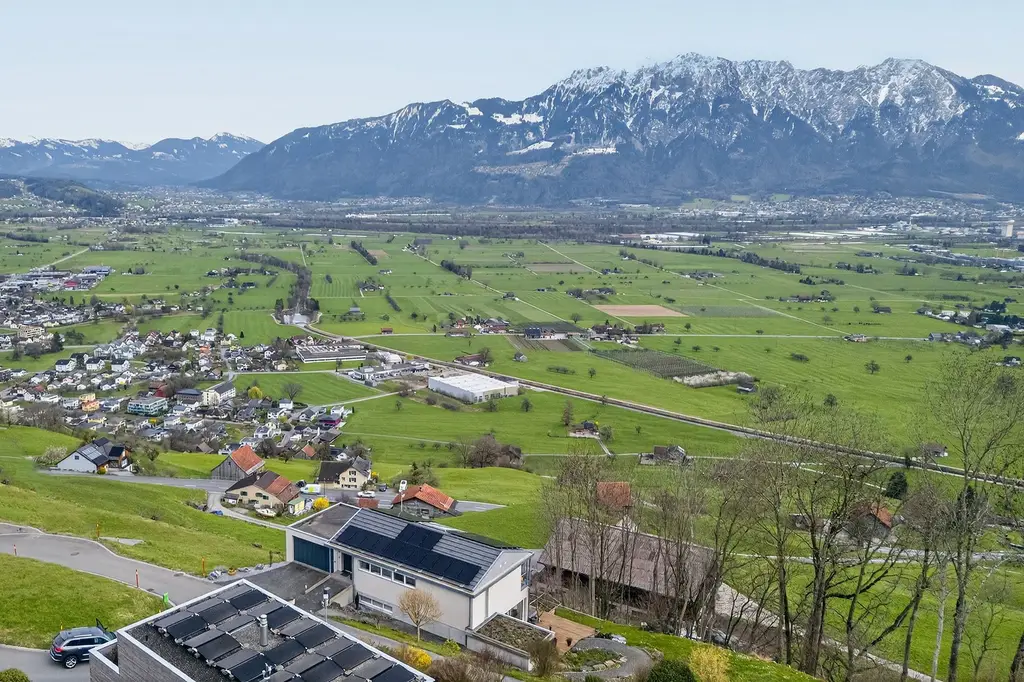 Unscheinbares elegantes Einfamilienhaus mit Panoramablick in Gams