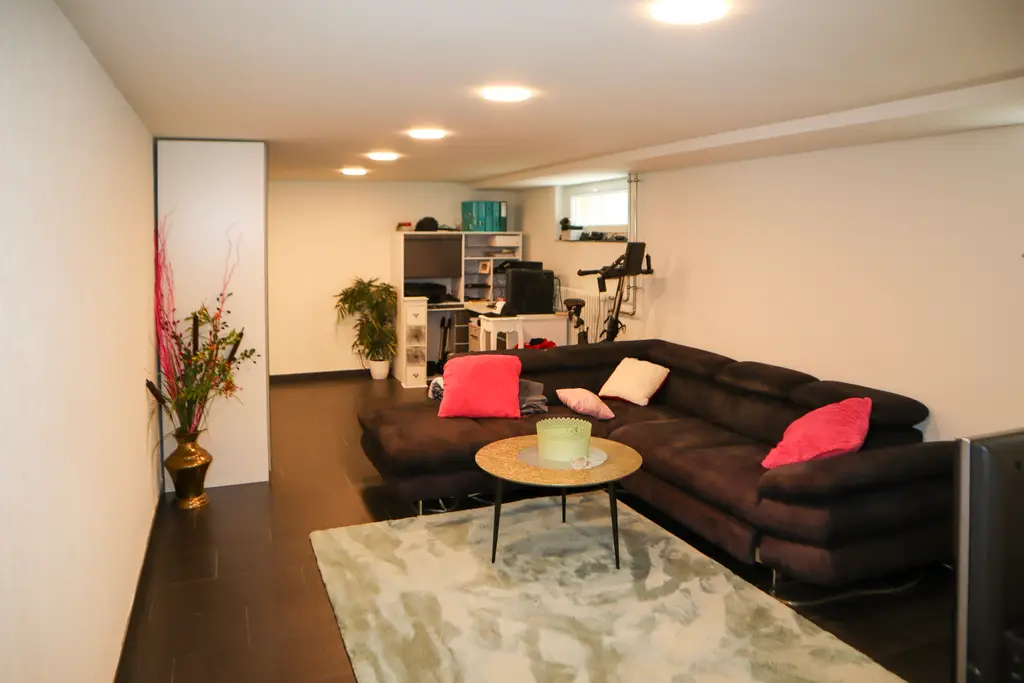 Ruhig und sonnig; 4,5 Zimmer-Einfamilienhaus an bester Lage