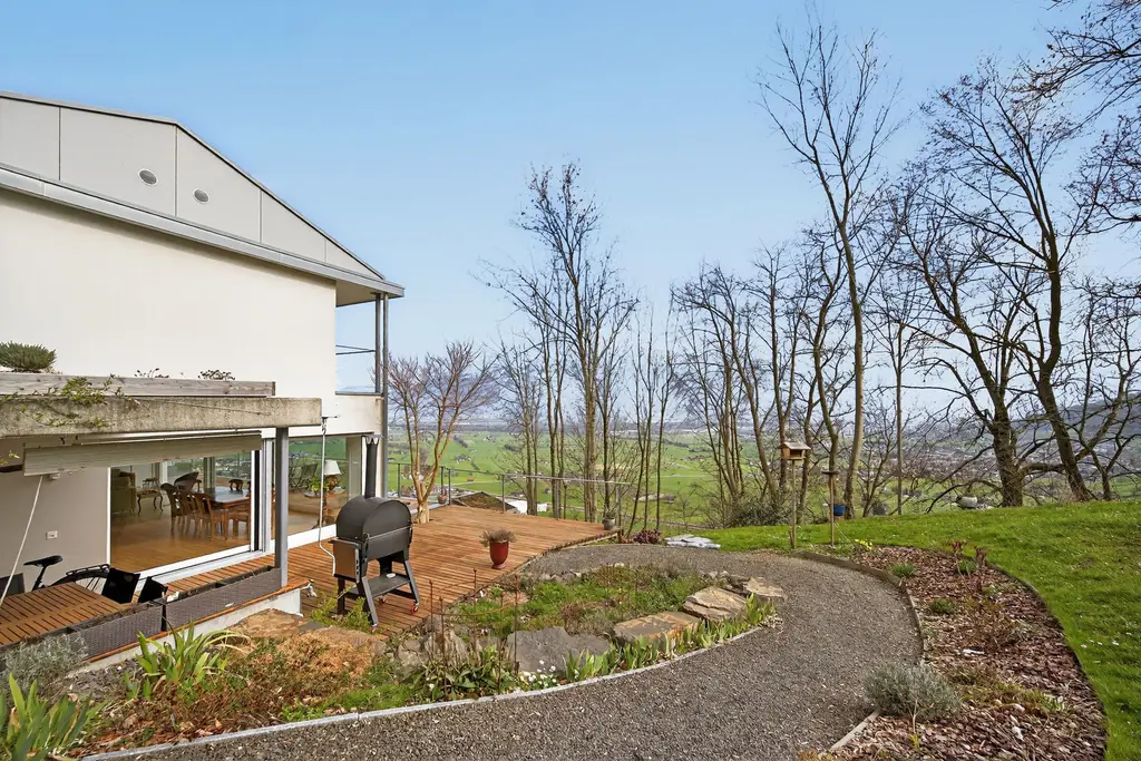 Unscheinbares elegantes Einfamilienhaus mit Panoramablick in Gams