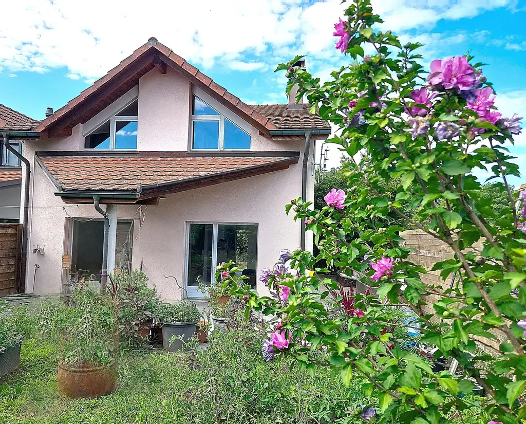 Agréable maison à Pensier (FR) avec jardin