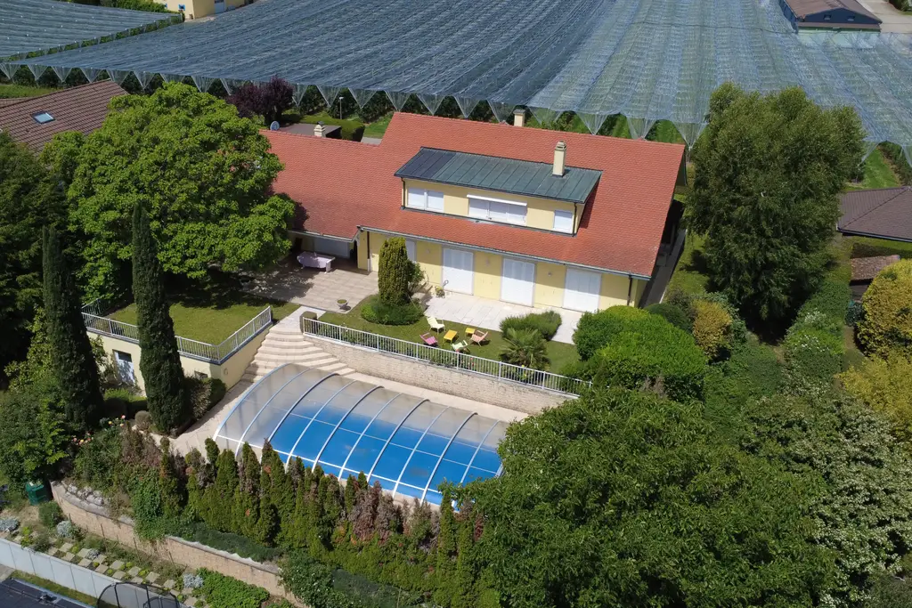 Vue Lac &amp; Alpes &#8211; Élégante Villa Familiale &#8211; Piscine &#8211;  20 min Aéroport &#8211; Agrandissement possible