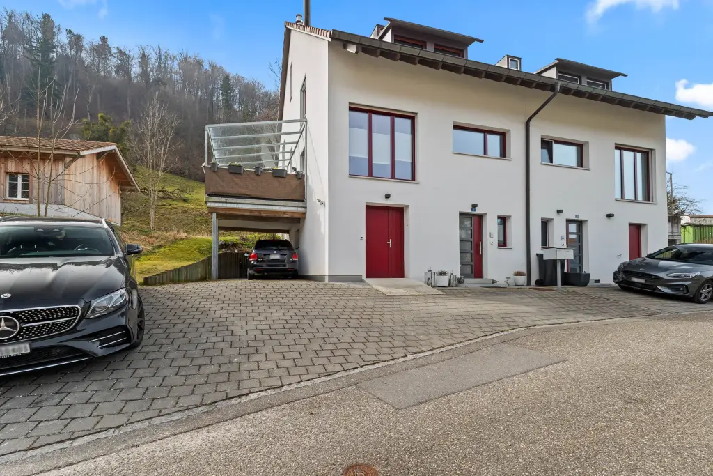 Ruhig am Waldrand wohnen – modernes Zuhause mit viel Privatsphäre