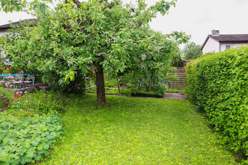 6 &#8211; Zimmer-Einfamilienhaus an sehr ruhiger und sonniger Lage