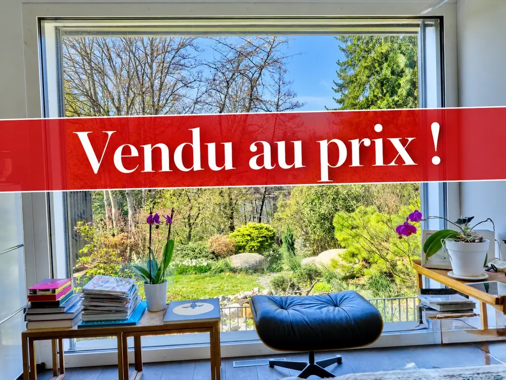 Tres Belle Town House contemporaine avec un merveilleux jardin japonais