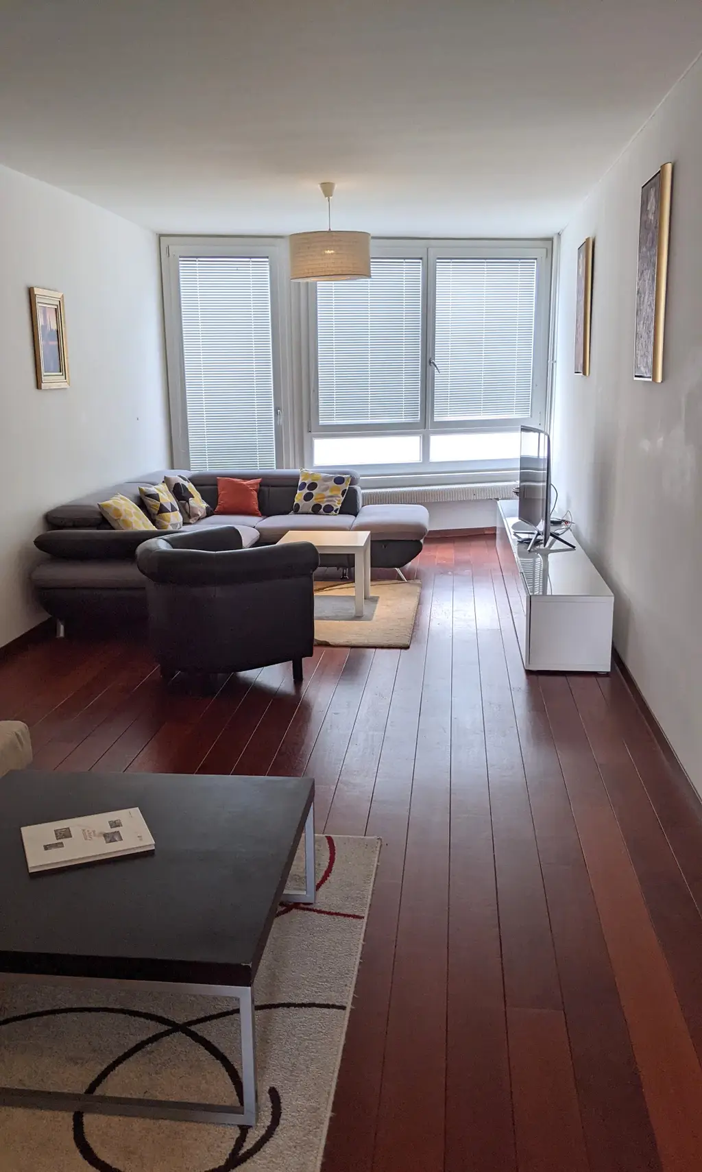 À LOUER SUPERBE APPARTEMENT – 6 PIÈCES – 155 M² GENÈVE – RIVE DROITE – À 100 M DU LAC