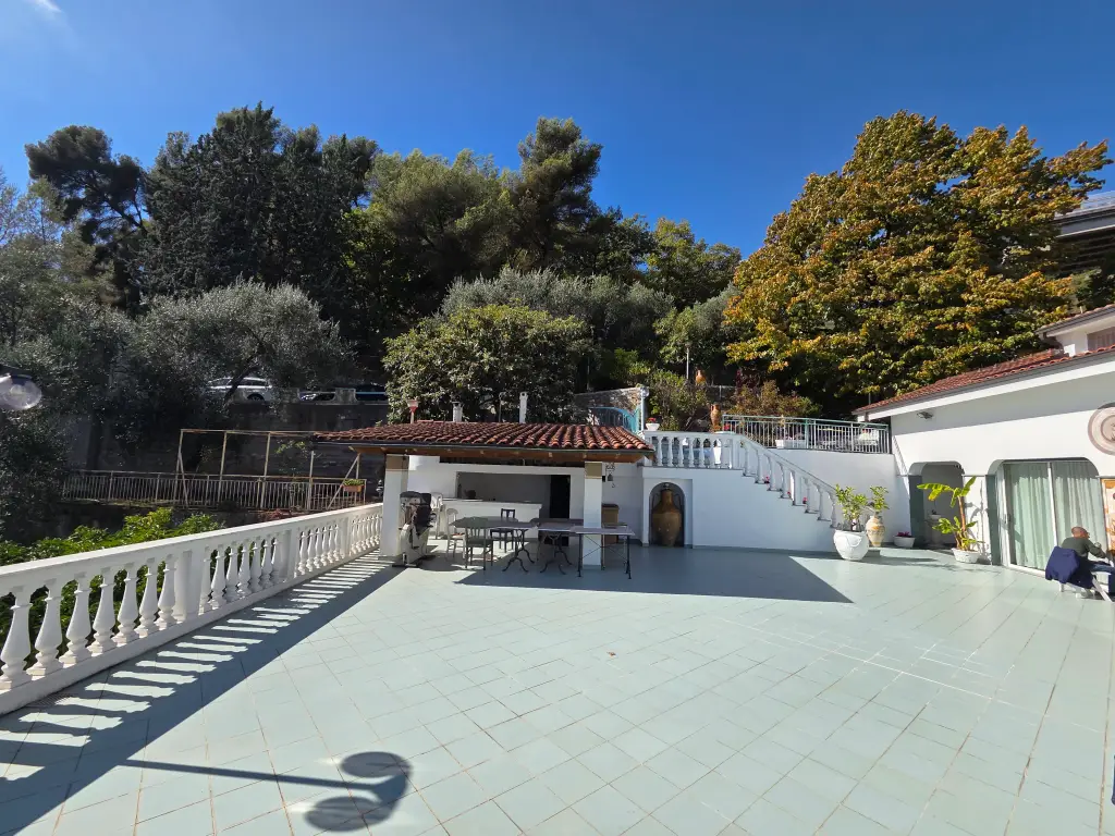 Exceptional Villa in San Remo – Mediterranean Panorama &amp; Outstanding Living Spaces