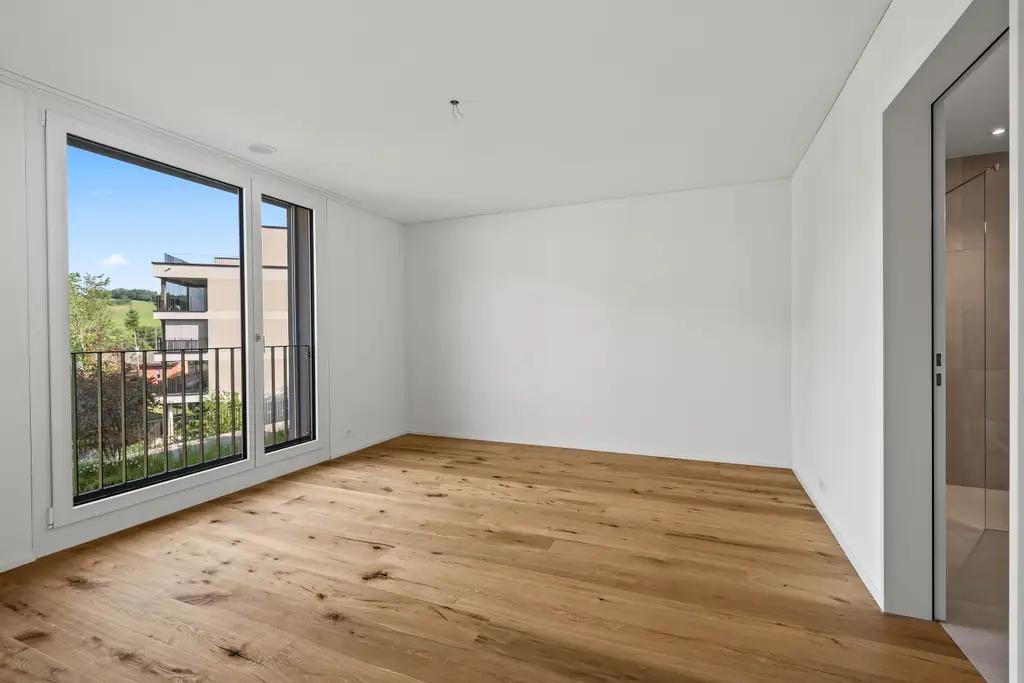 MODERN, HOCHWERTIG UND LICHTDURCHFLUTET