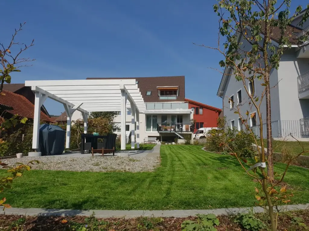 Stilvolle 4.5-Zimmer-Wohnung mit 40 m² Terrasse – Wohnen mit Komfort, Licht und Ruhe