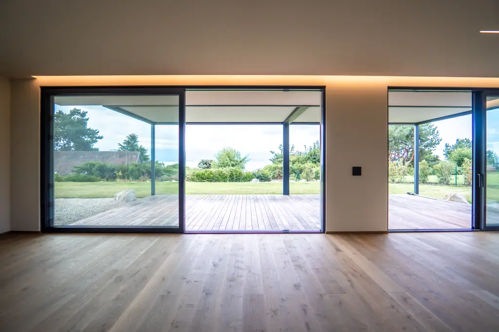 Villa contemporaine neuve avec vue sur le lac à St-Prex