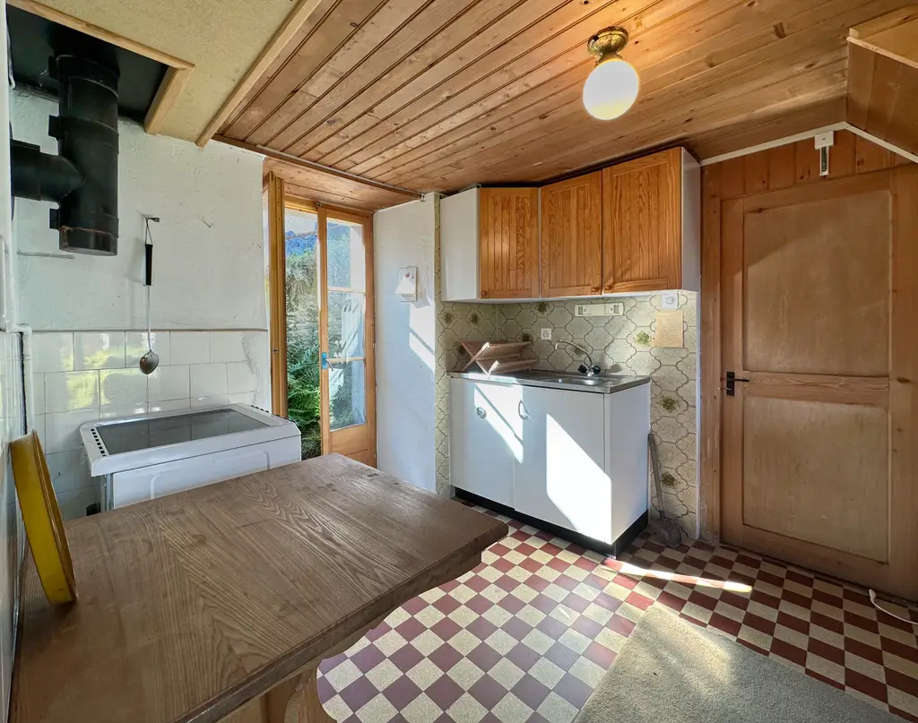 Opportunité: Adorable chalet à vendre, à Salvan &#8211; parcelle de 300m2 avec potentiel