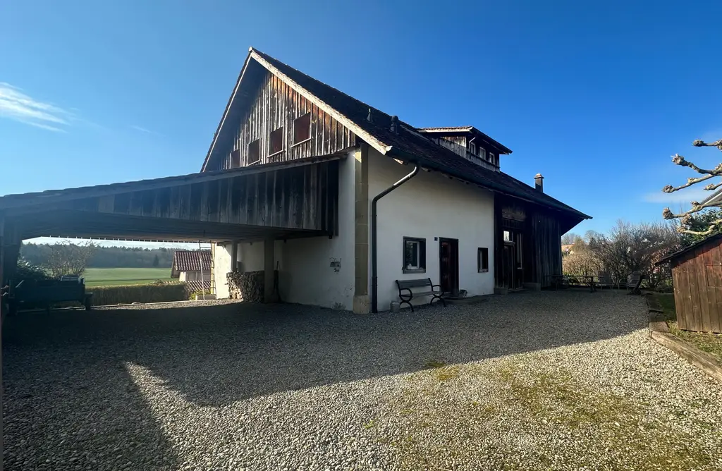 Coup de coeur pour cette ferme rénovée de 2 appartements