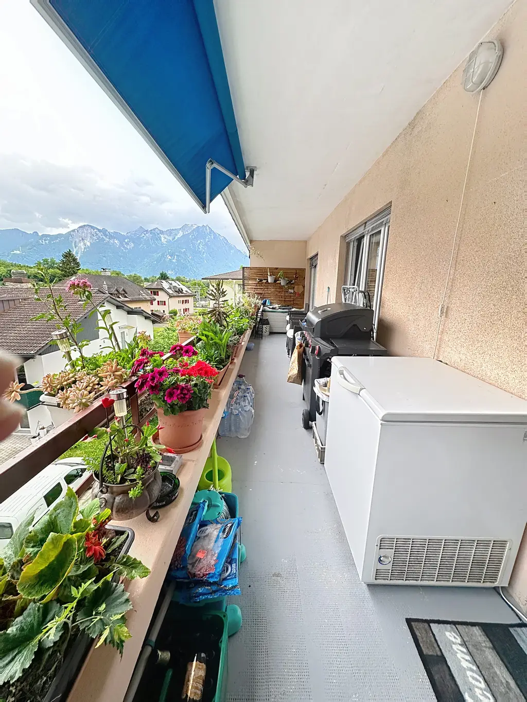 À vendre à Villeneuve (VD) – Bel appartement traversant de 4.5 pièces avec vue dégagée et balcon plein sud