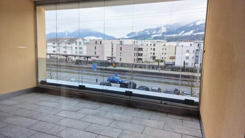 Lichtdurchflutete Zentrale Wohnung