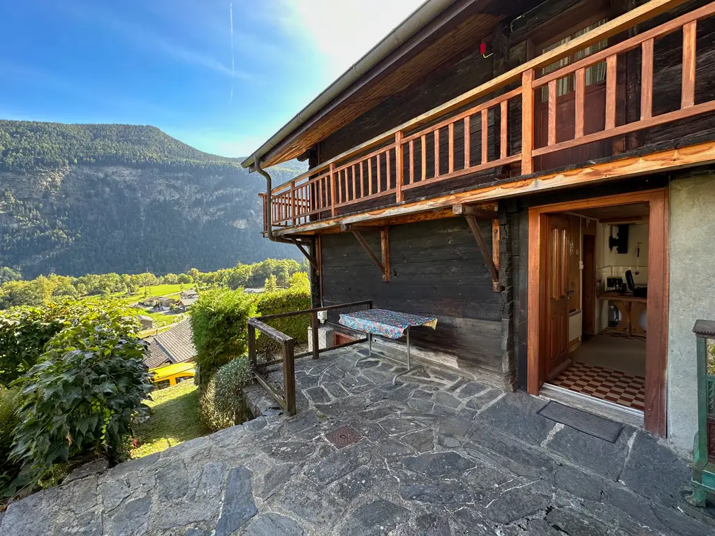Opportunité: Adorable chalet à vendre, à Salvan &#8211; parcelle de 300m2 avec potentiel