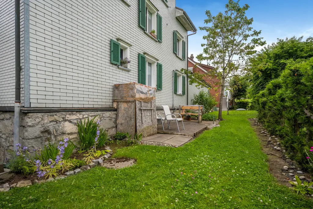 Gemütliches Wohn-Haus mit Alpsteinsicht, angrenzend an Wiese