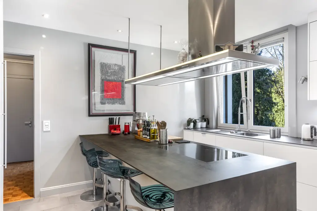 Certainly the most prestigious address in Lausanne.