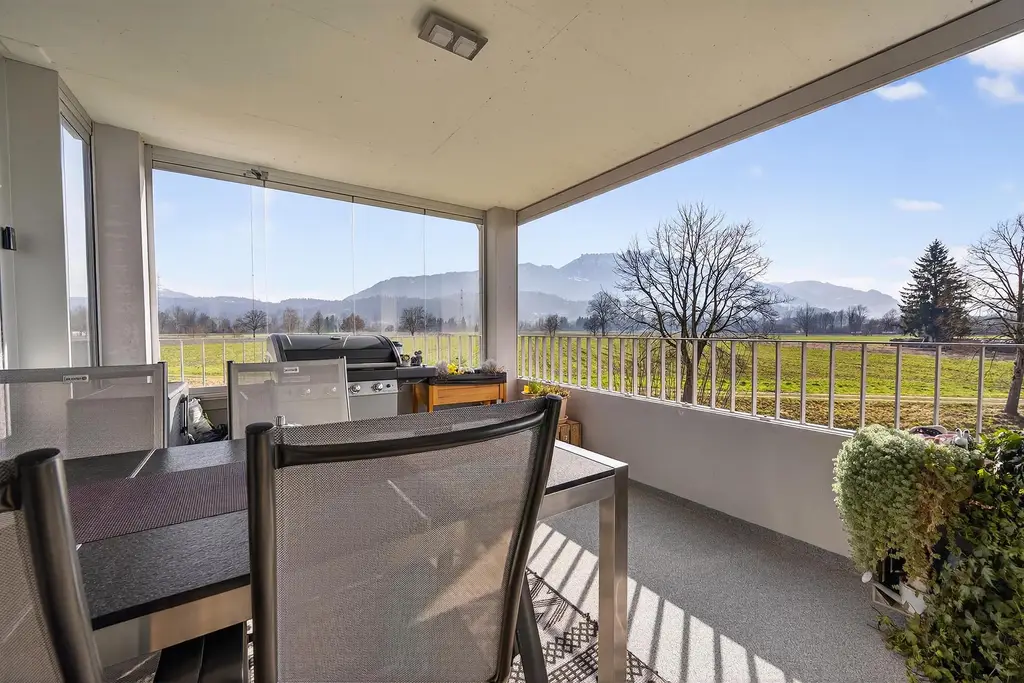 4.5 Zimmer ETW an unverbaubarer Lage mit herrlicher Berg- und Weitsicht