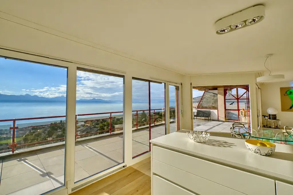 Stunning Luxury Terrace with Breathtaking Views in Lutry