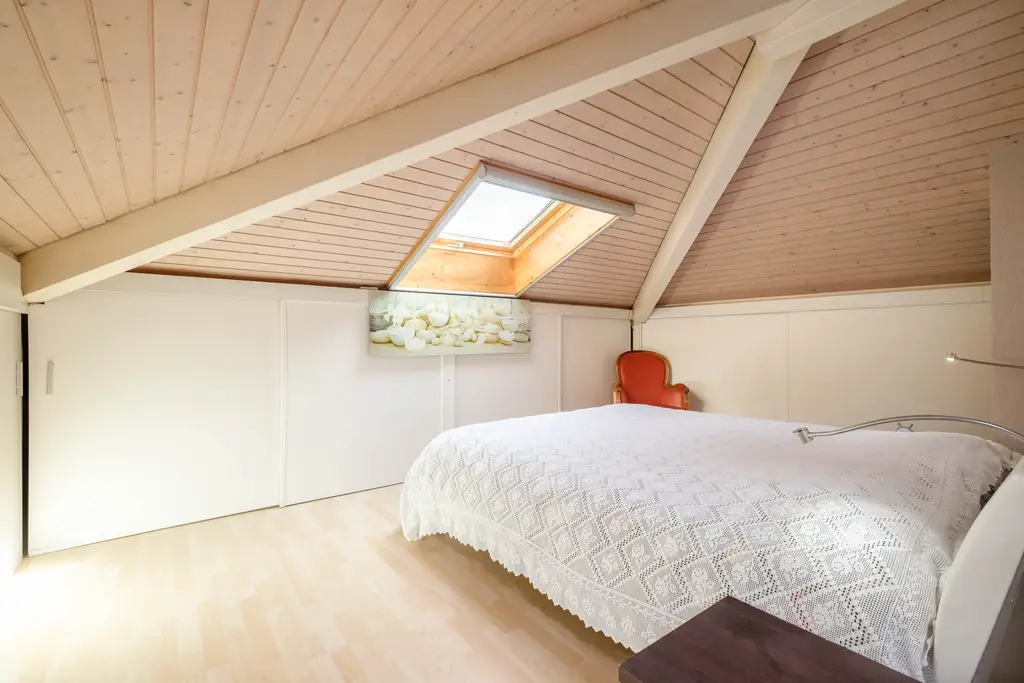 En exclusivité, VILLA EN PIGNON VERNIER