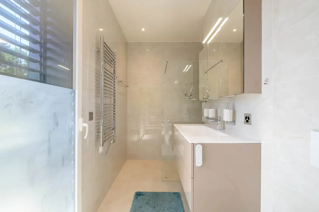Cologny – Magnifique attique avec terrasse !