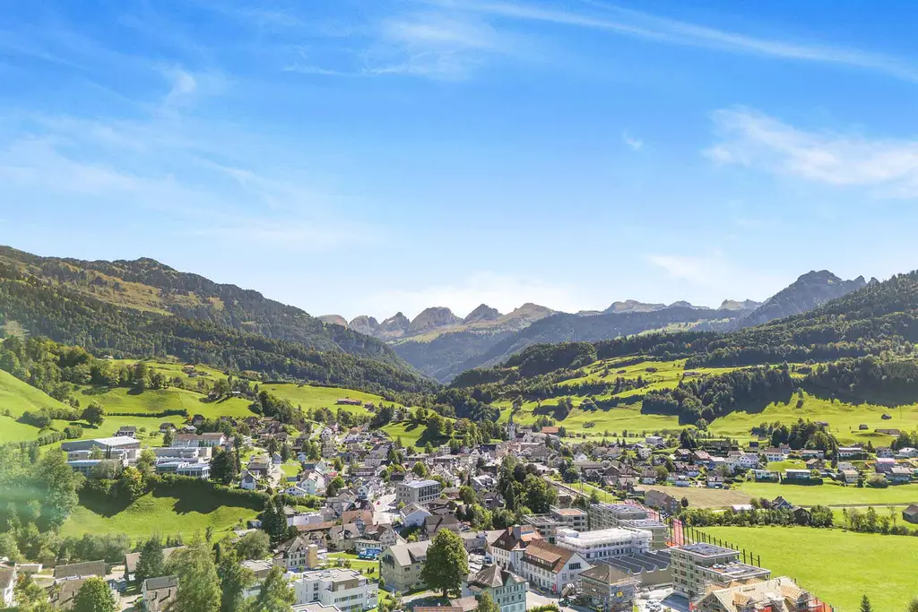 Charmantes Maisonette in Neu St. Johann SG zu verkaufen