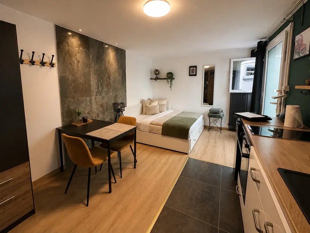 Maison indépendante de caractère avec jardin, studio et potentiel locatif