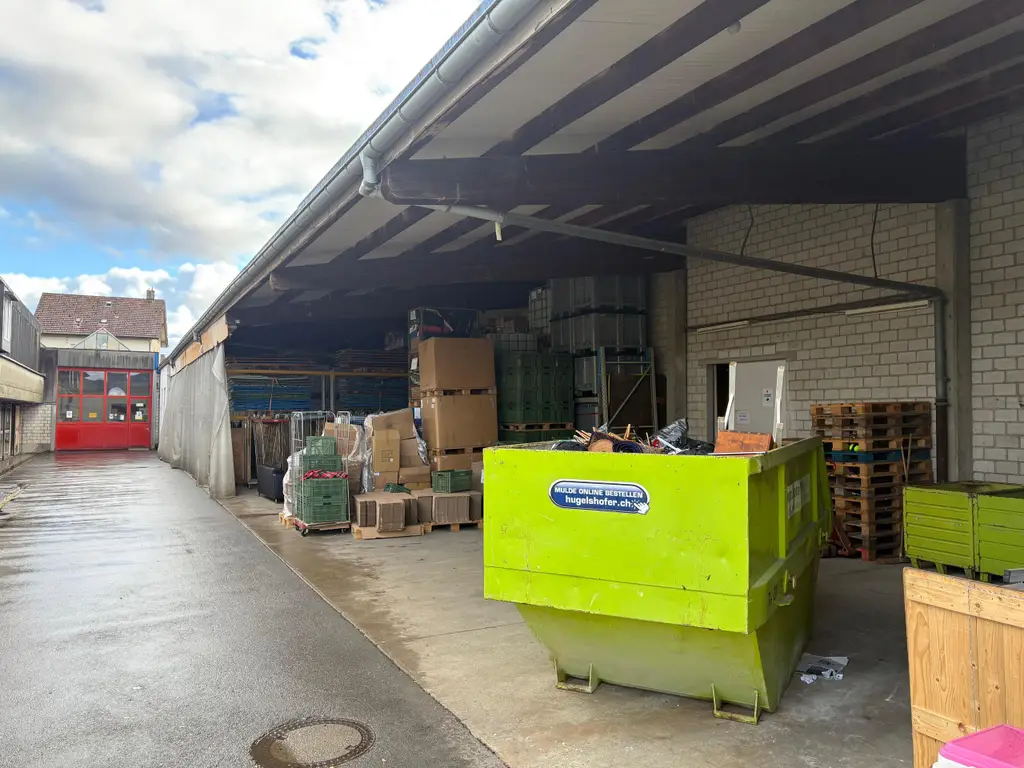 ATTRAKTIVE GEWERBEFLÄCHE IN ZENTRALER LAGE – FLEXIBEL, GROSSZÜGIG UND LOGISTISCH OPTIMAL