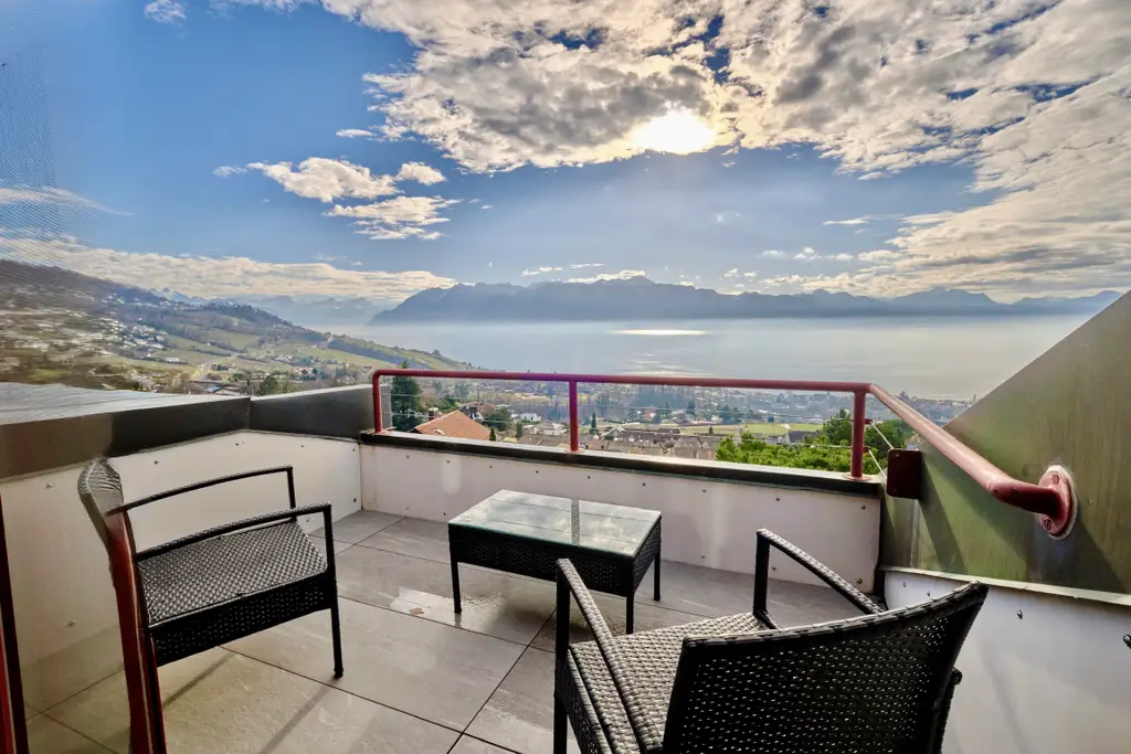 Stunning Luxury Terrace with Breathtaking Views in Lutry