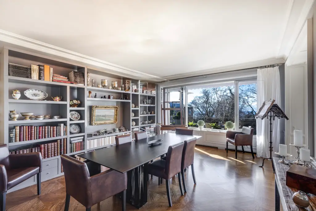 Certainly the most prestigious address in Lausanne.