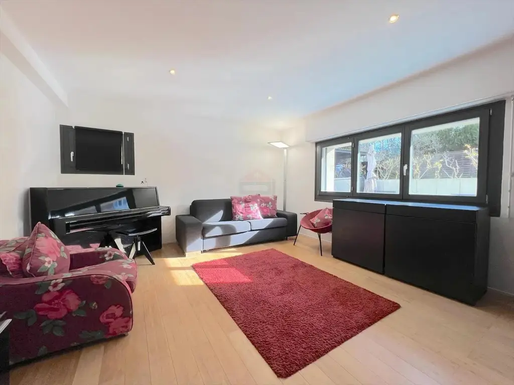 Belle Villa Contemporaine Au calme