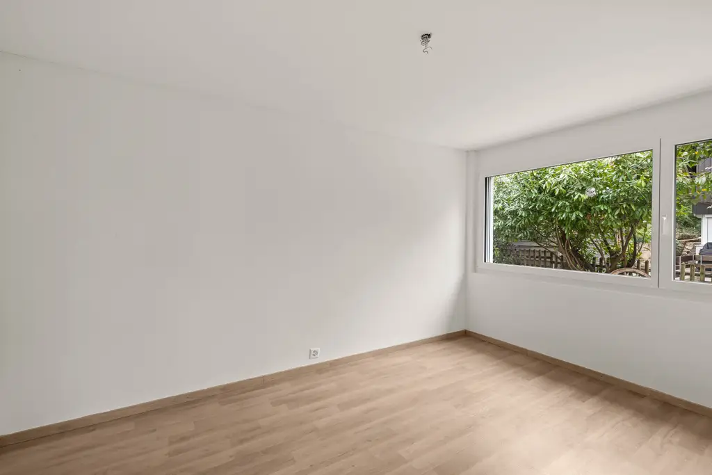 Wohnen auf einer Ebene mit separater Einliegerwohnung