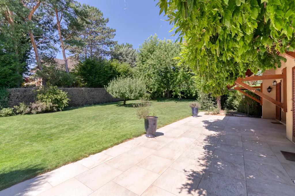 Gingins – Splendide villa familiale avec jardin dans un environnement exceptionnel
