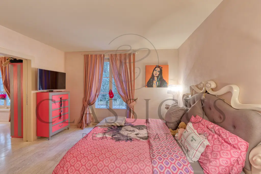 Vandœuvres – Appartement d’exception avec 250 m² de terrasses, jardin privatif et piscine intérieure